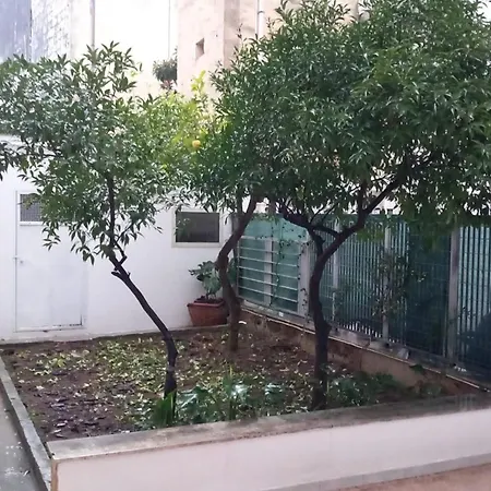 Con Giardino Segreto Λέτσε