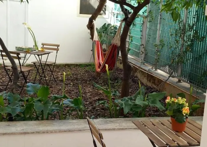 Vakantiehuis Con Giardino Segreto *
