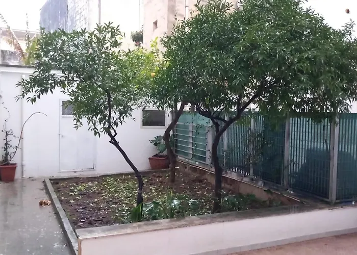 Con Giardino Segreto 莱切